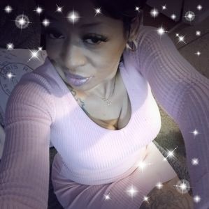 Meet your Posher, Syretta